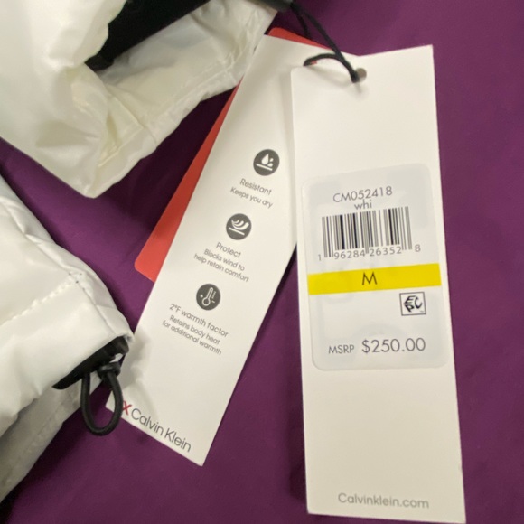 Calvin Klein Sorona Aura Black And White Puffer Coat - Picture 11 of 11